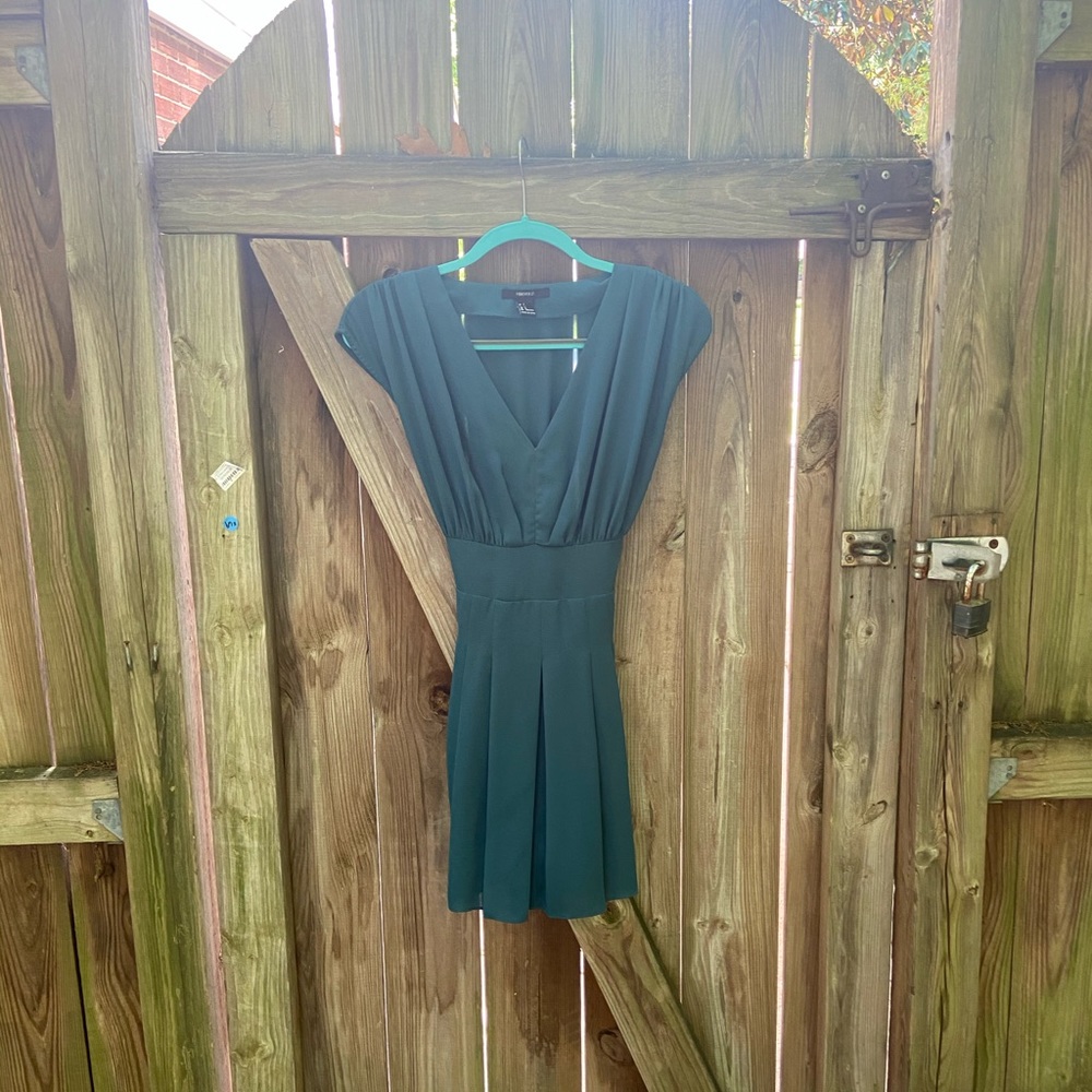 GORGEOUS Green Dress
